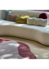 almofada-janela-vermelha-decorando-sofa-loja-muma-moema