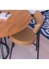conjunto-de-2-cadeiras-estofadas-cali-couro-sintetico-caramelo-ambientado-zoom-detalhe 