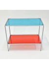bar-rotulo-estrutura-prata-prateleira-vidro-azul-e-vermelha
