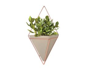 vaso geométrico concreto e cobre