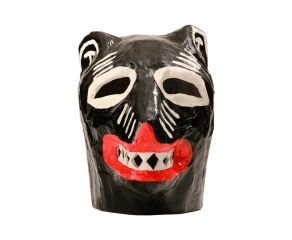 escultura-cabeca-de-la-ursa-preta