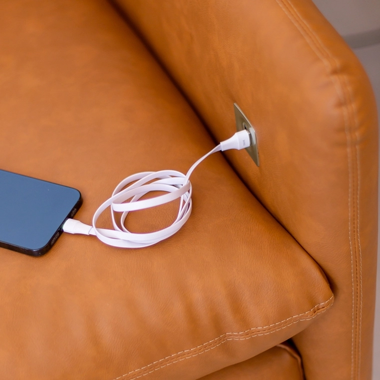 Sofá Studio Caramelo Com Entrada USB